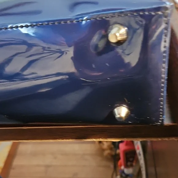 Beijo Glossy Blue and White Tote - Picture 3 of 6